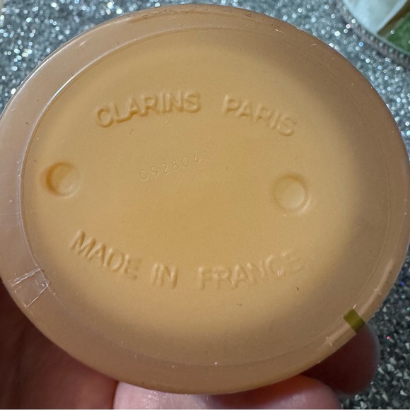 Clarins Firming Day Cream - Picture 4 of 15